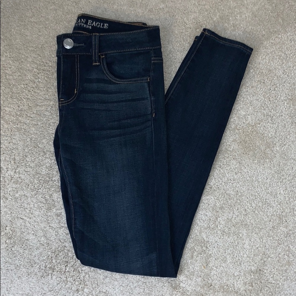 dark wash AE skinny jeans